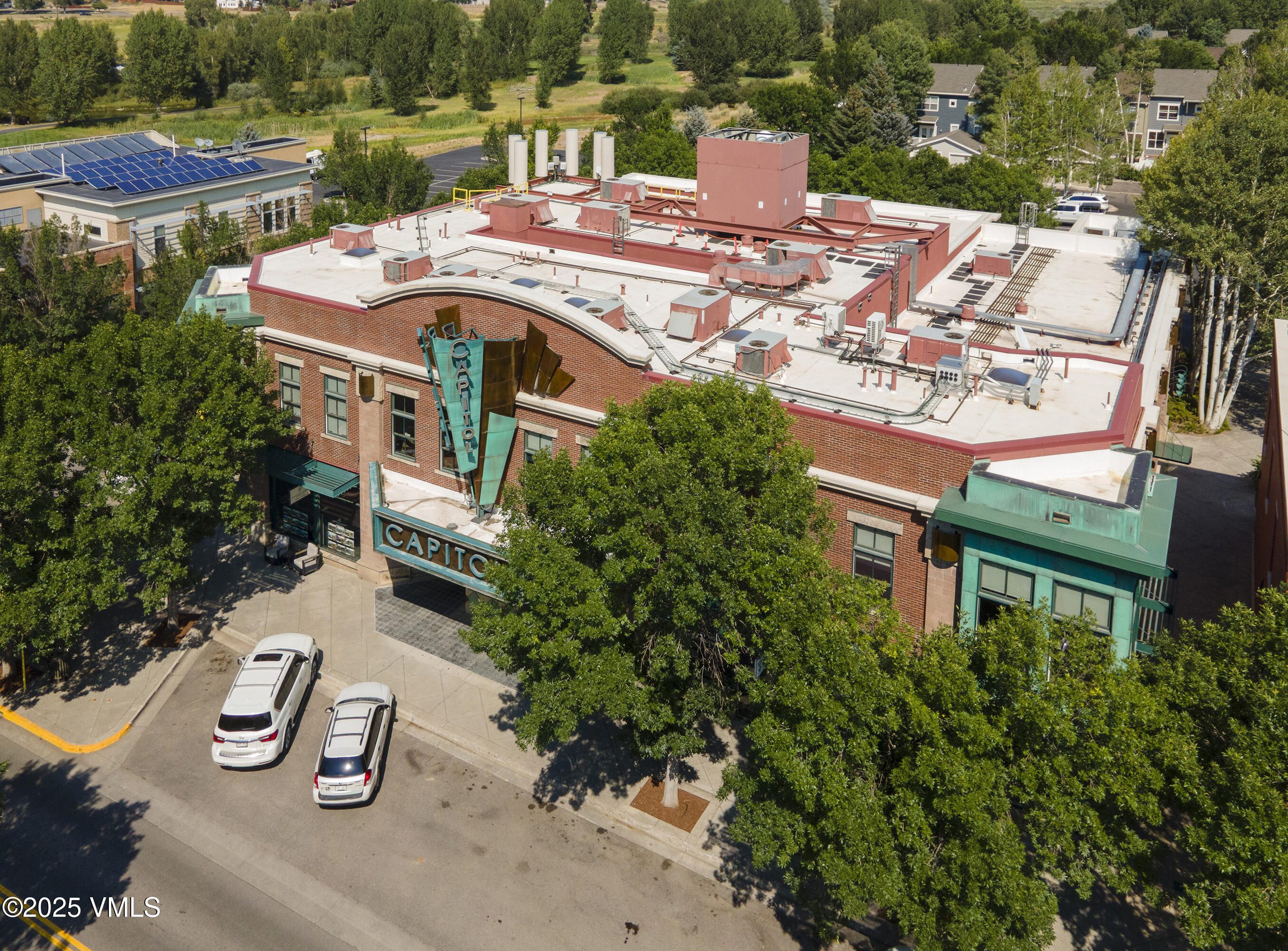 1140 Capitol Street 201