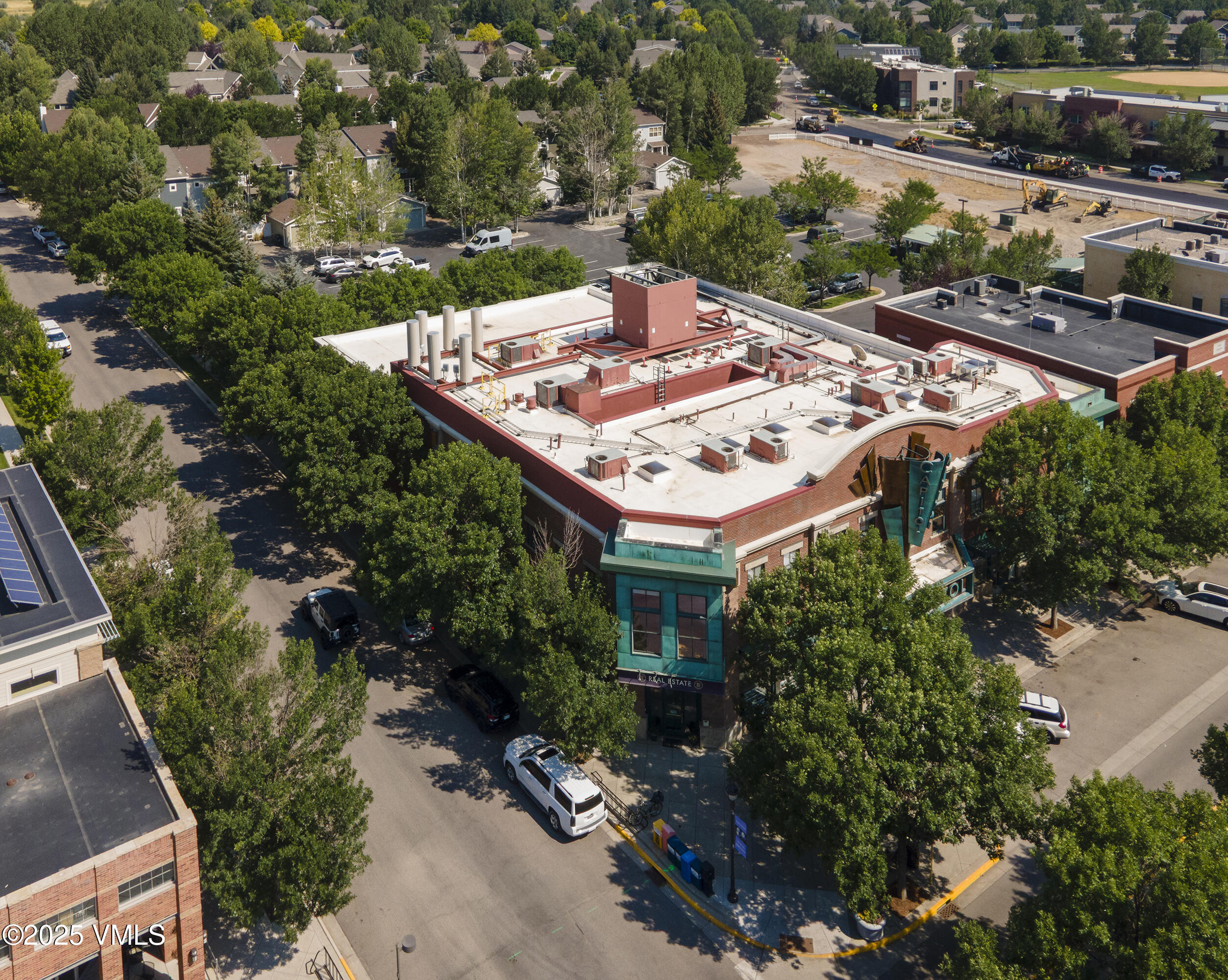 1140 Capitol Street 201