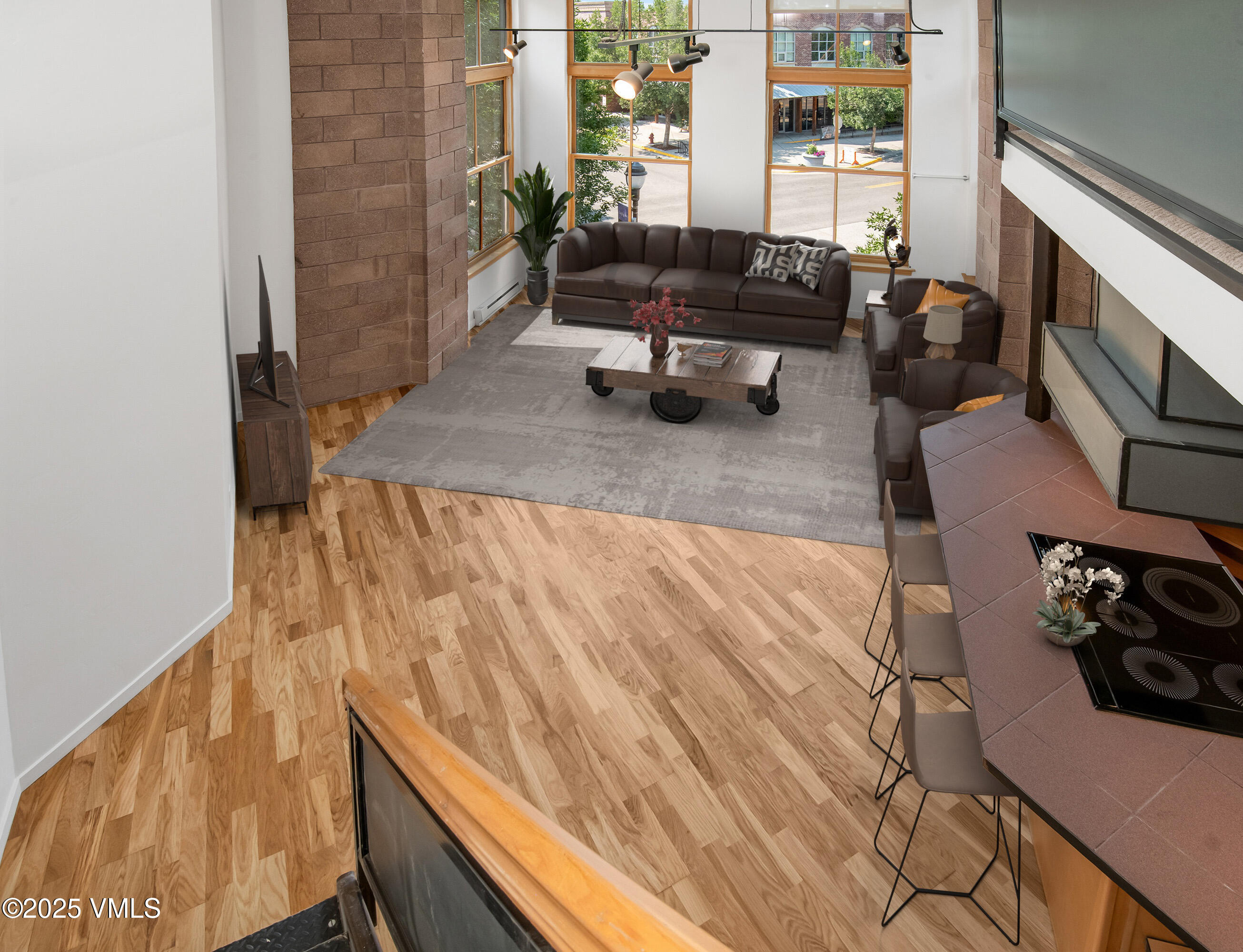 1140 Capitol Street 201