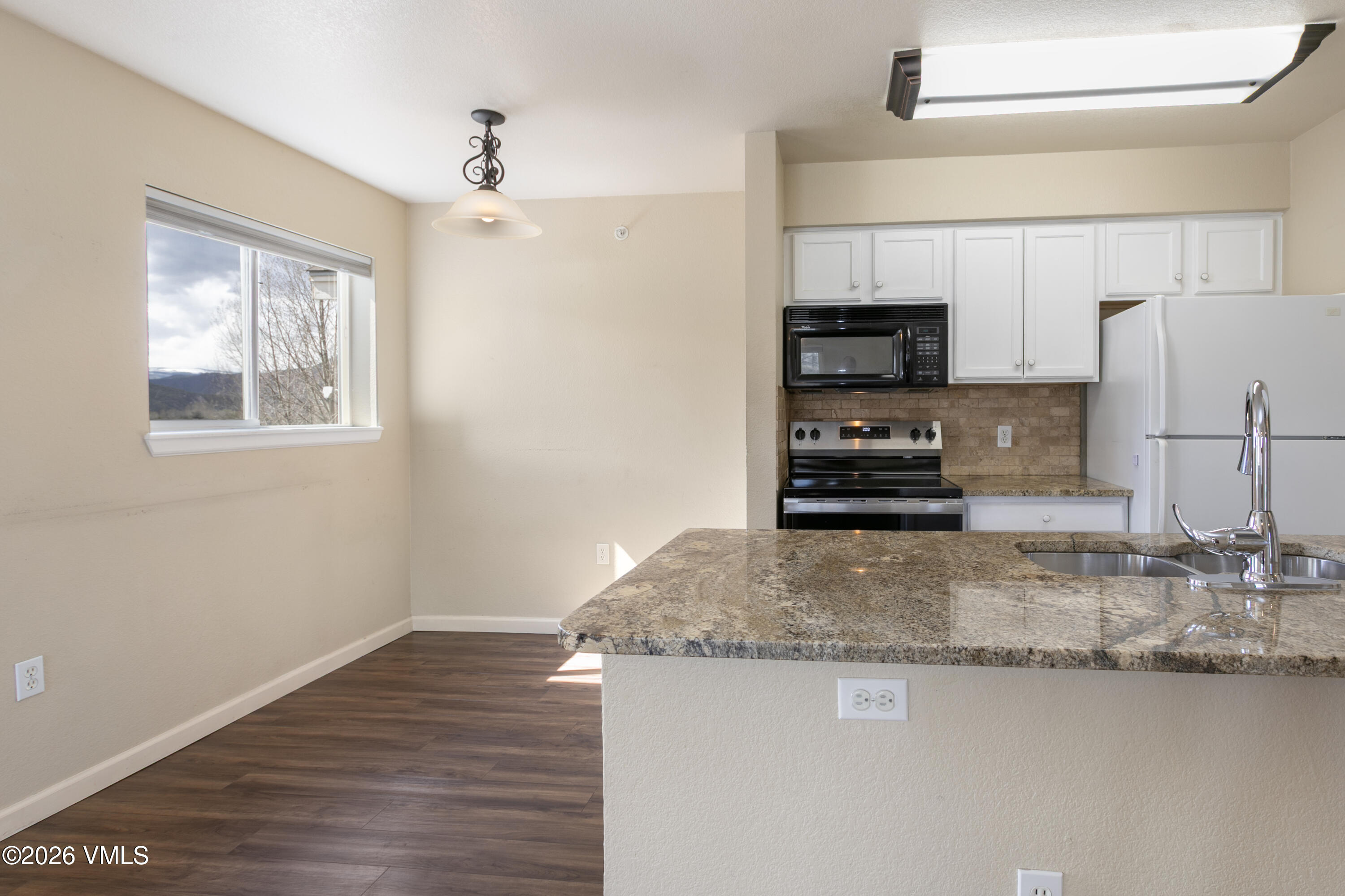 127 Jules Drive H202