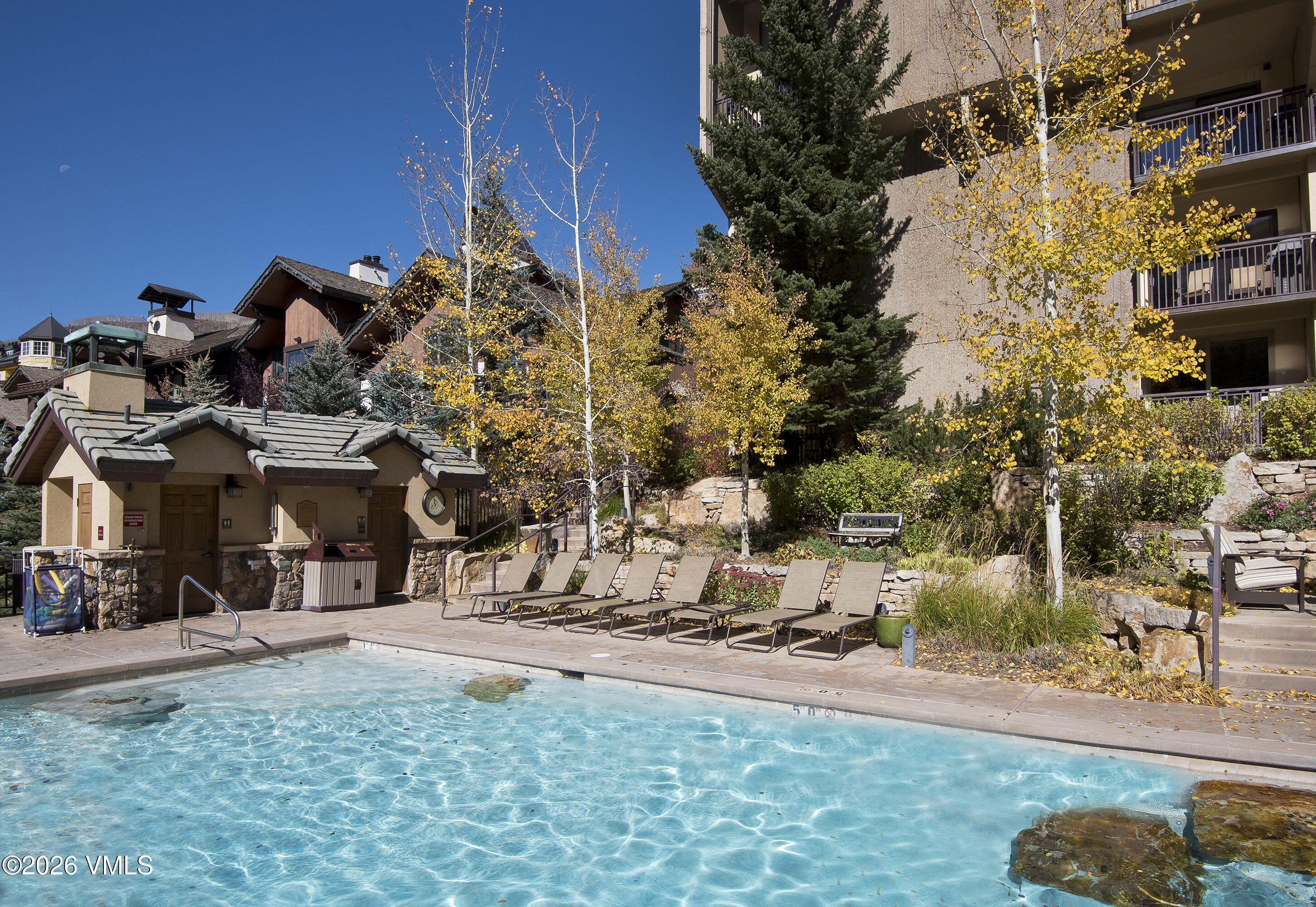 680 Lionshead Place 505