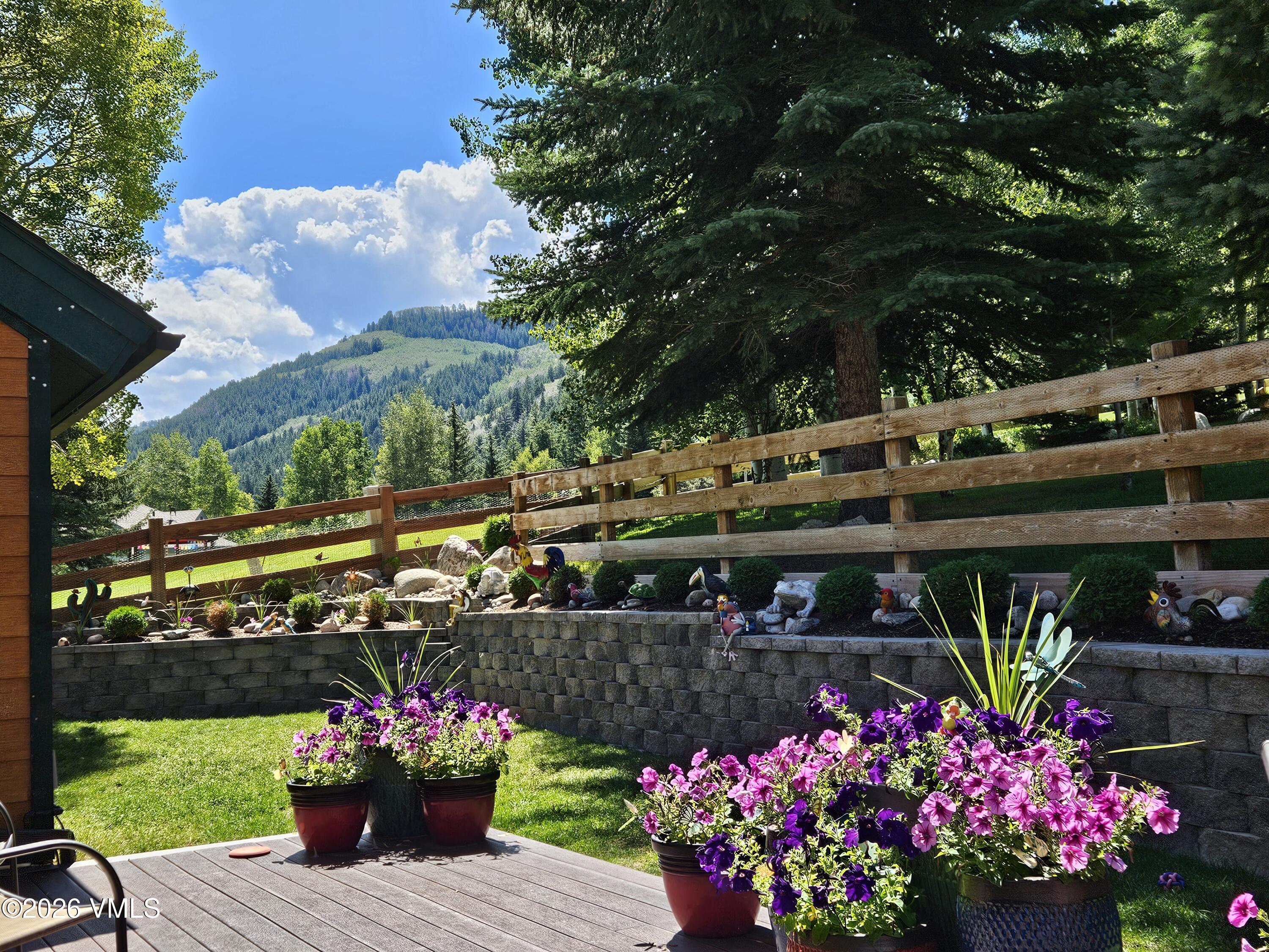 1553 Deer Boulevard B, Eagle-Vail Unit: B