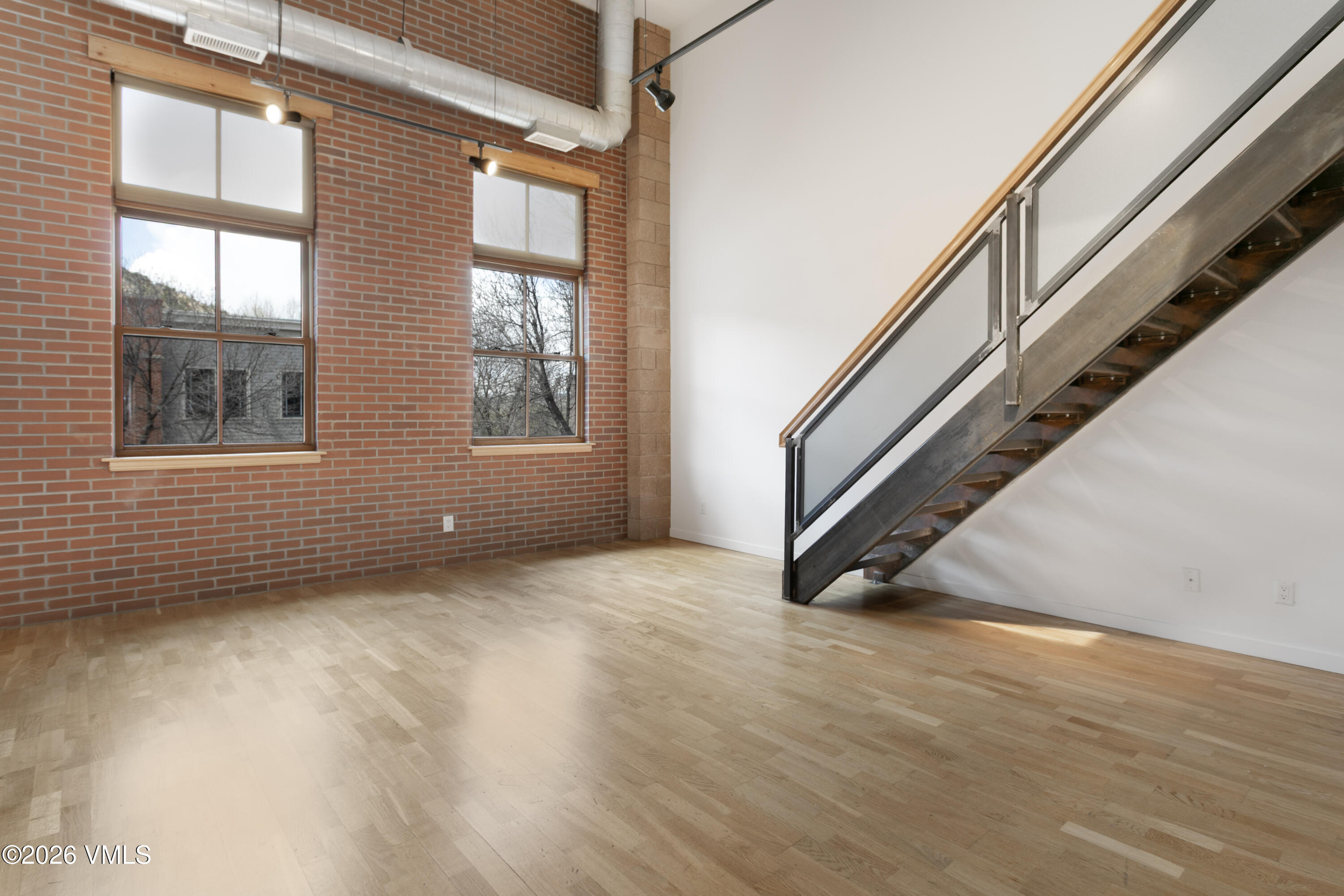 1140 Capitol Street 203