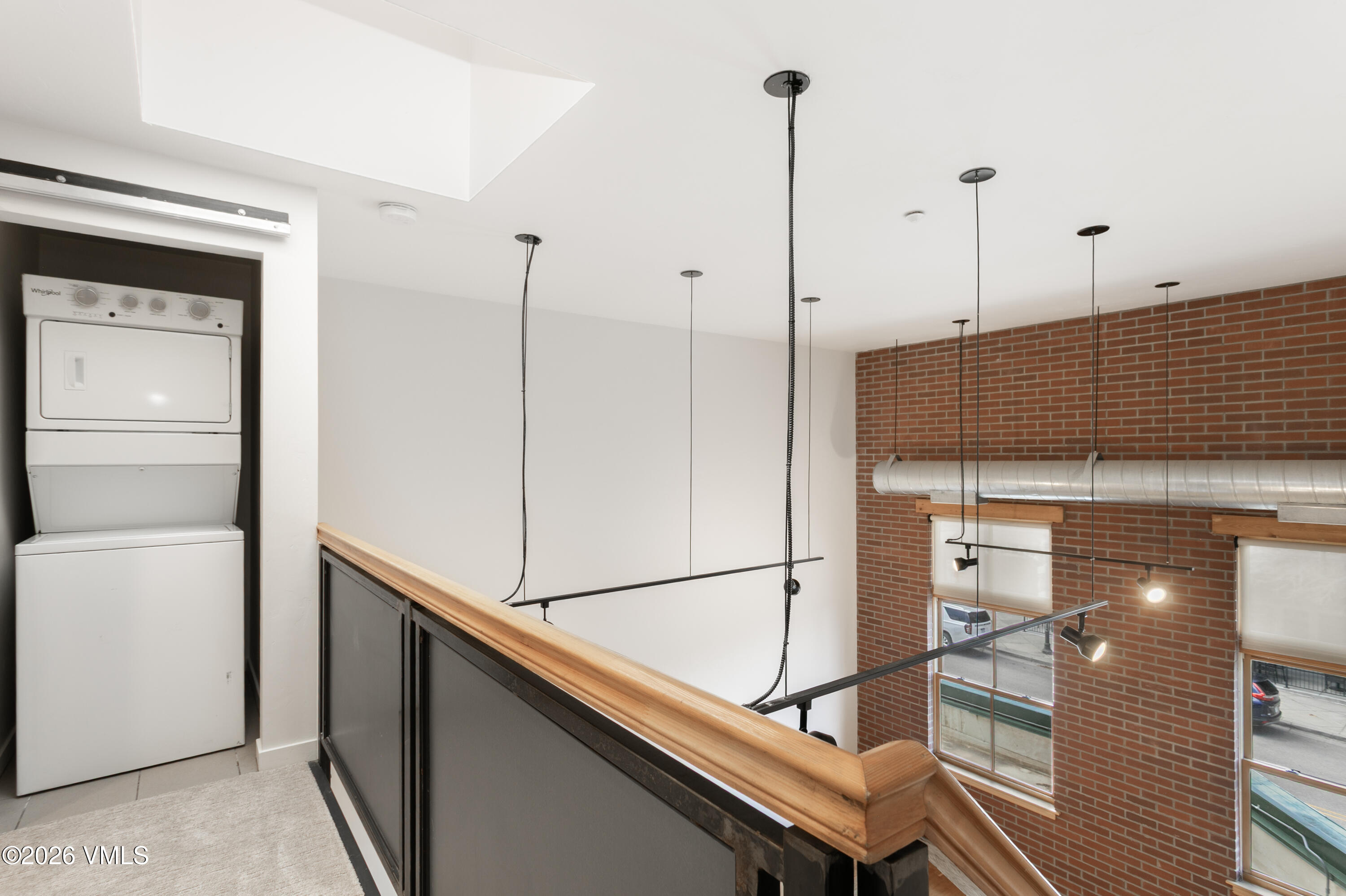 1140 Capitol Street 203