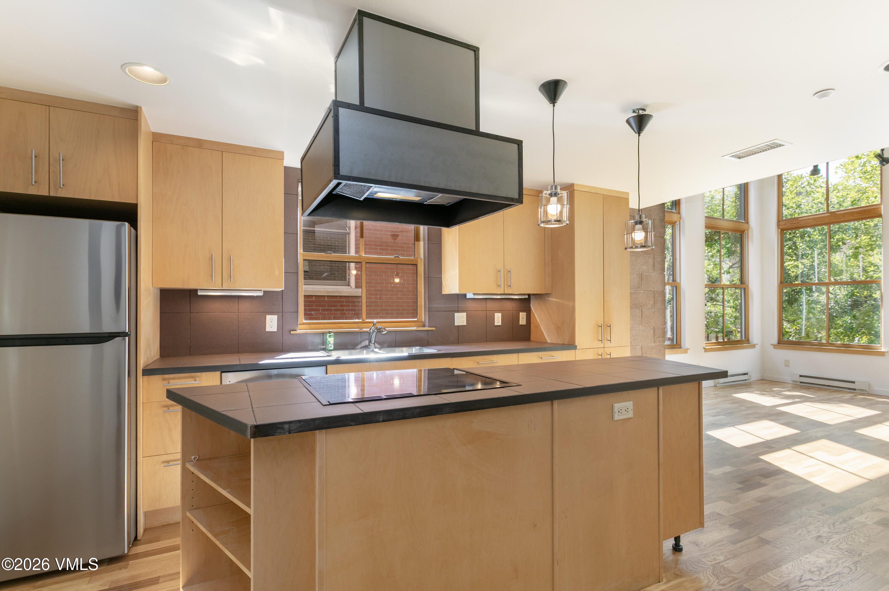 1140 Capitol Street # 206