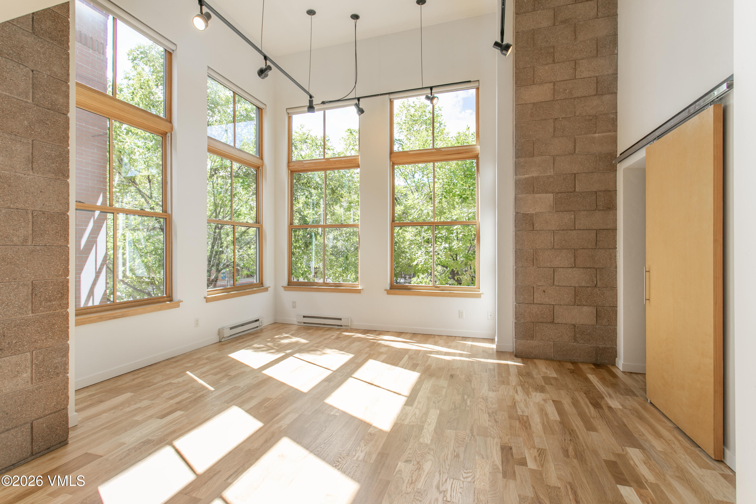 1140 Capitol Street # 206