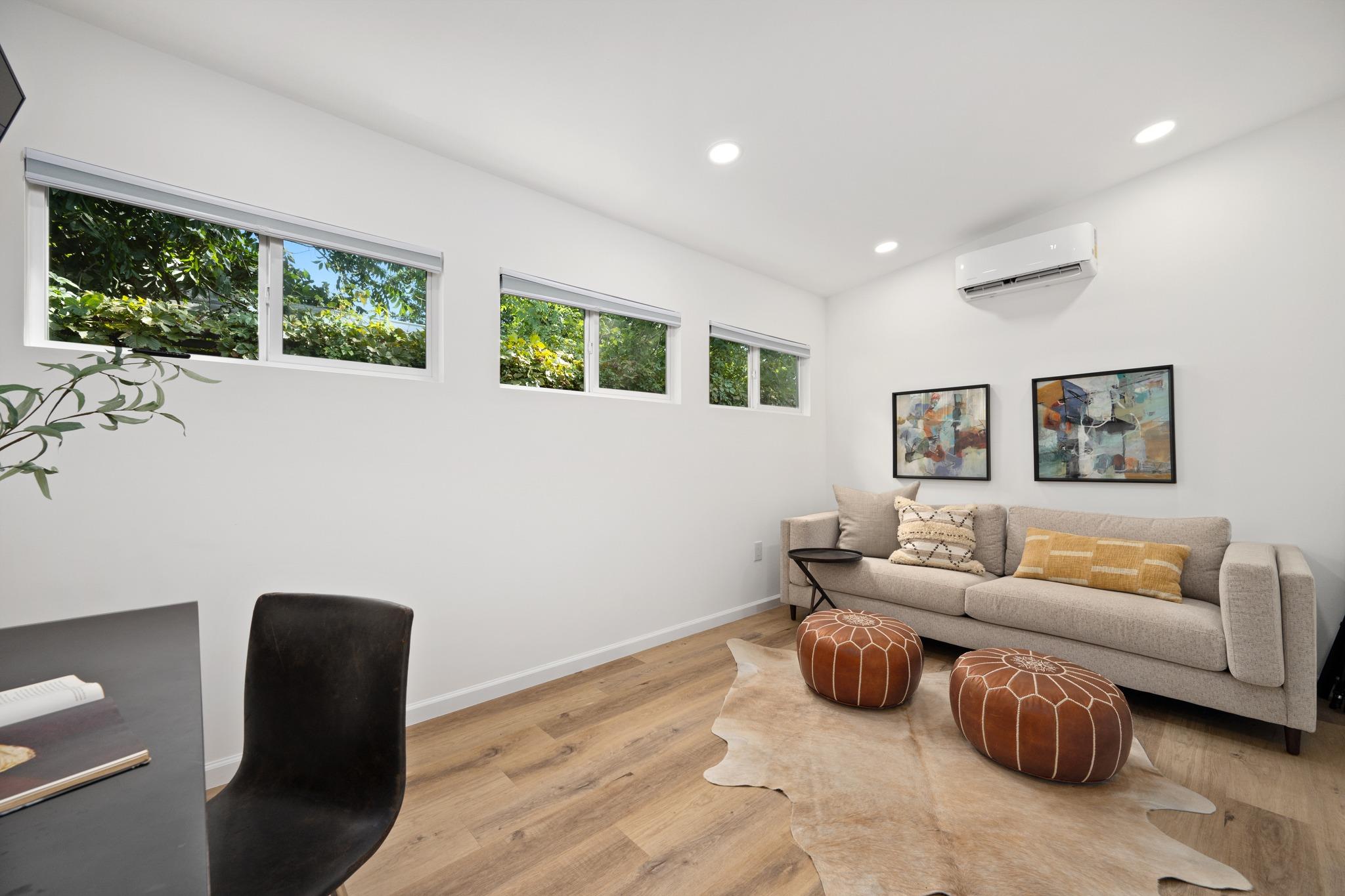 1107 Folts Ave