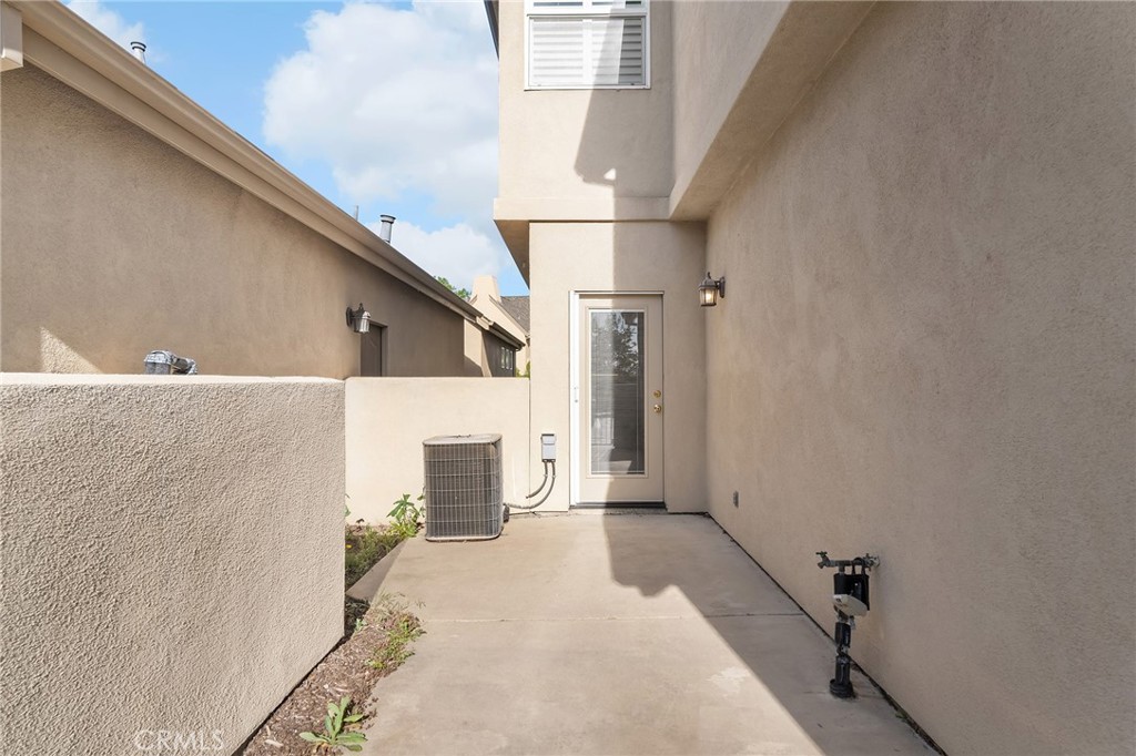 121 Wawona Place