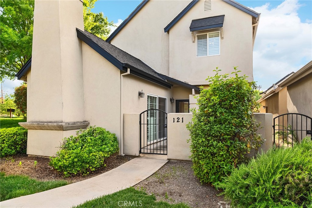 121 Wawona Place