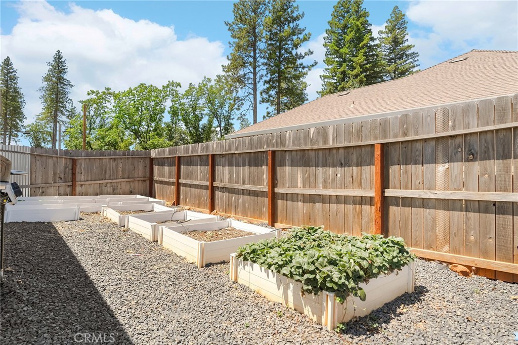 2213 De Mille Road