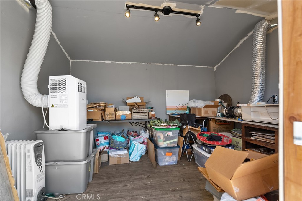 2213 De Mille Road