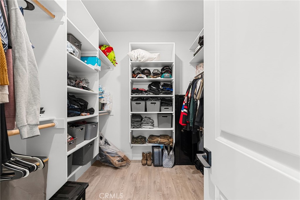 2213 De Mille Road