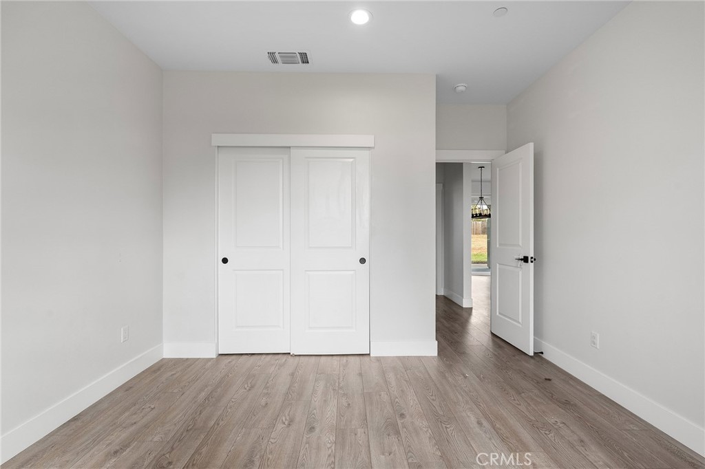 2213 De Mille Road