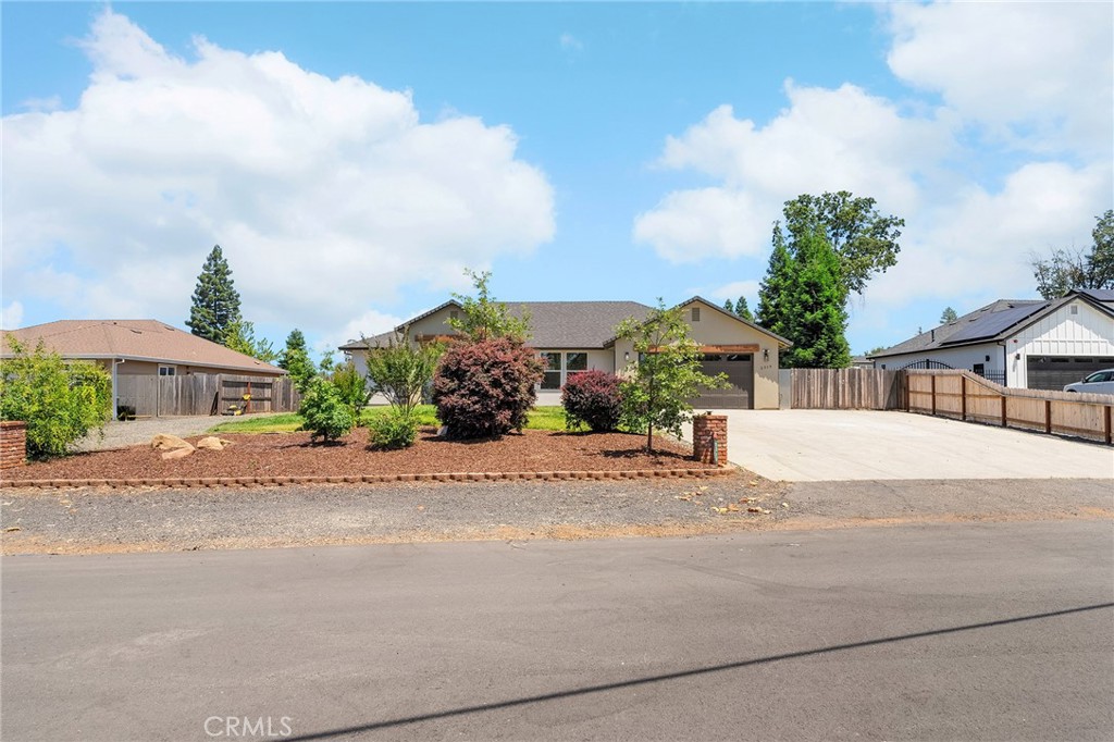 2213 De Mille Road