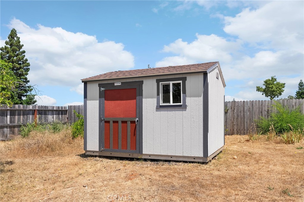2213 De Mille Road