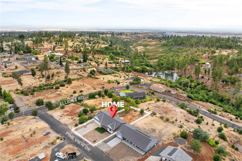 5885 Pine View Drive