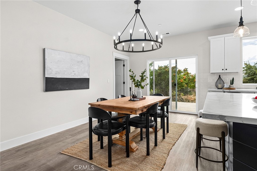 5885 Pine View Drive