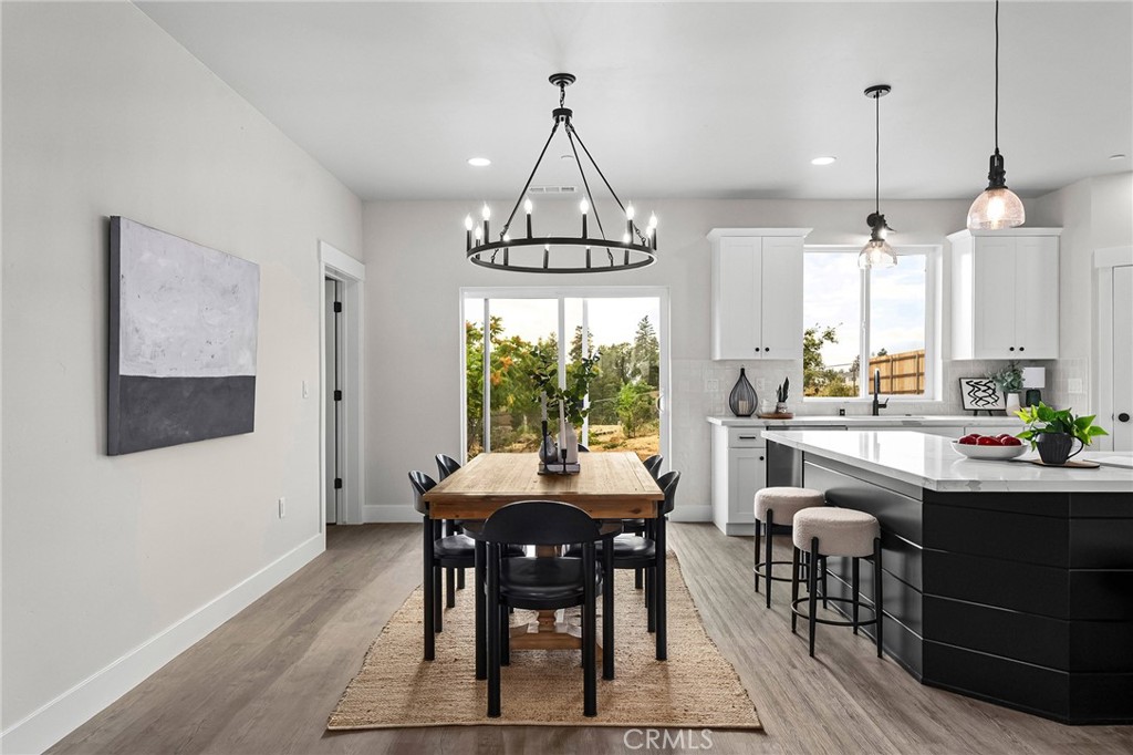 5885 Pine View Drive