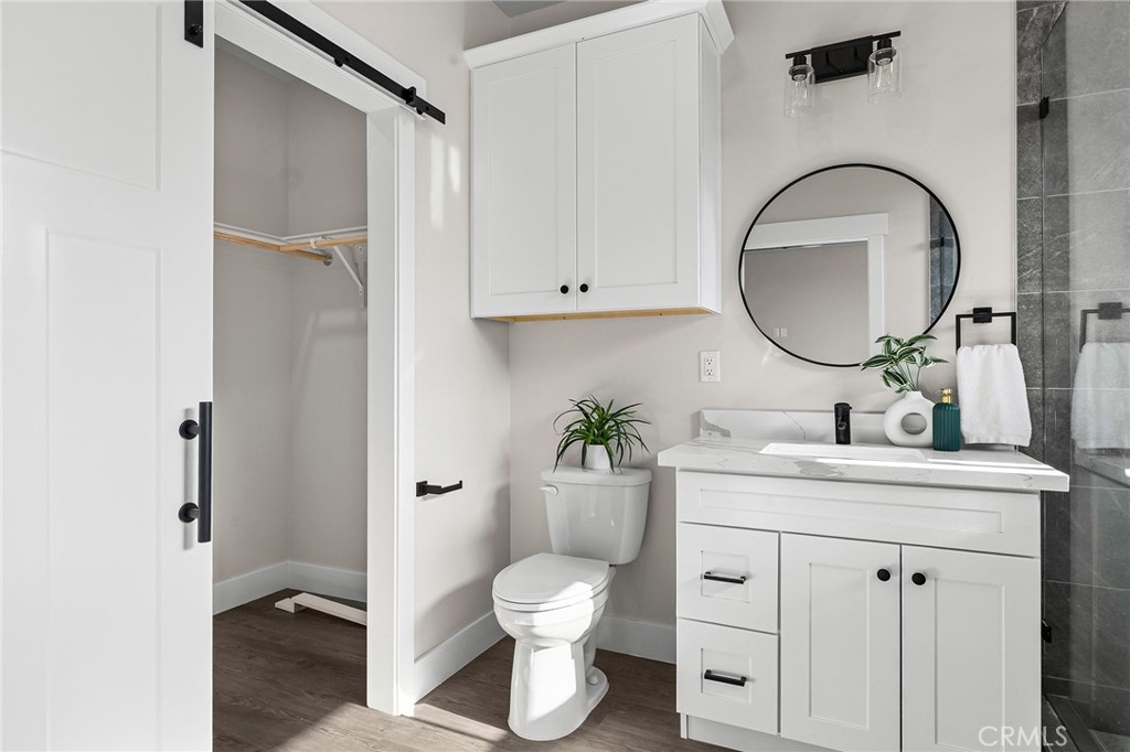 5885 Pine View Drive