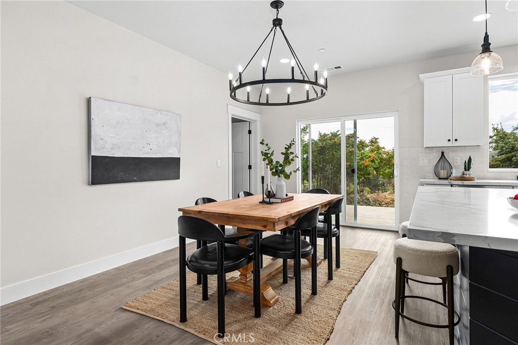 5885 Pine View Drive