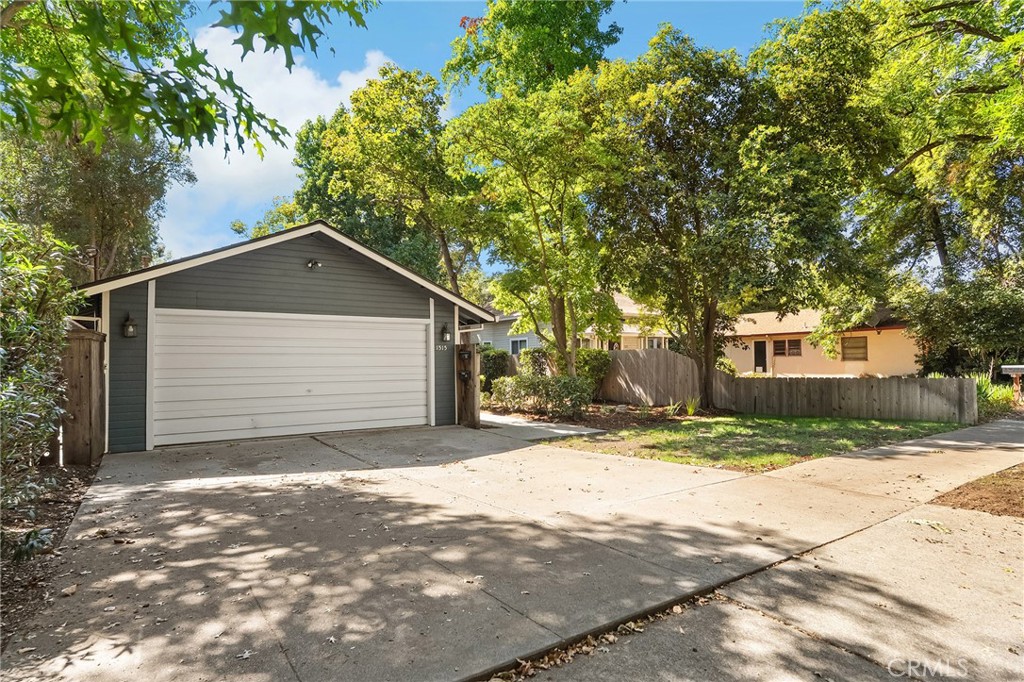 1515 Arcadian Avenue