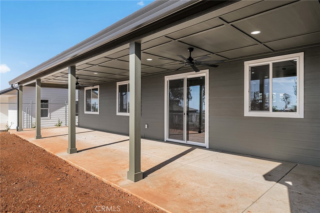 732 Madrone Way