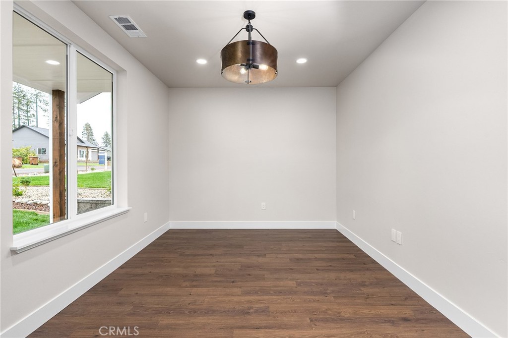 722 Madrone Way