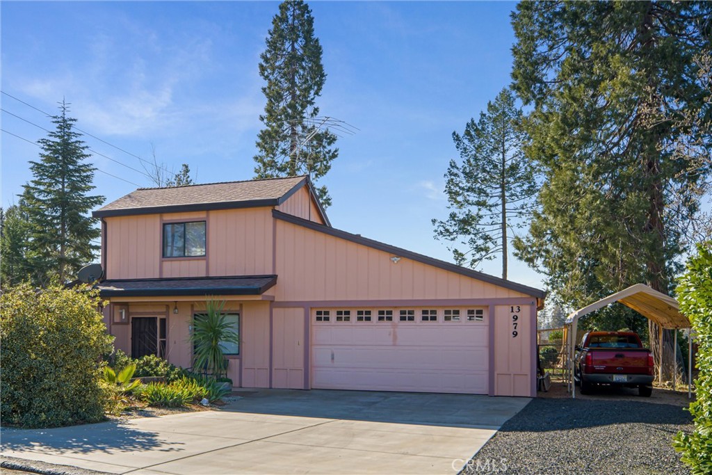 13979 Pineland Circle