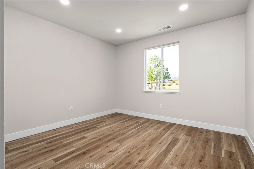 1860 Conifer Drive