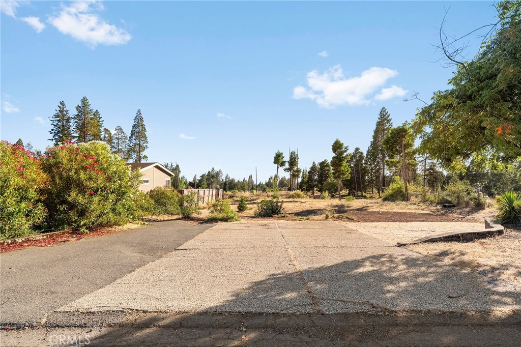 13738 Endicot Circle