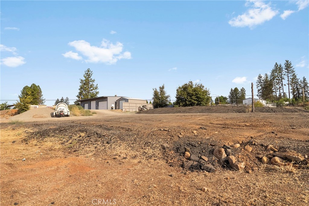 5826 & 5820 Clark Road