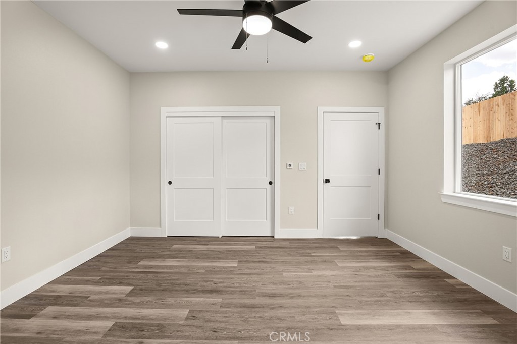 5819 Golden Oaks Road