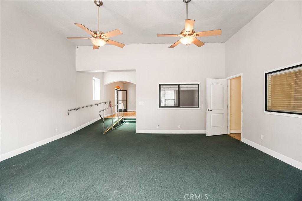130 W 6th