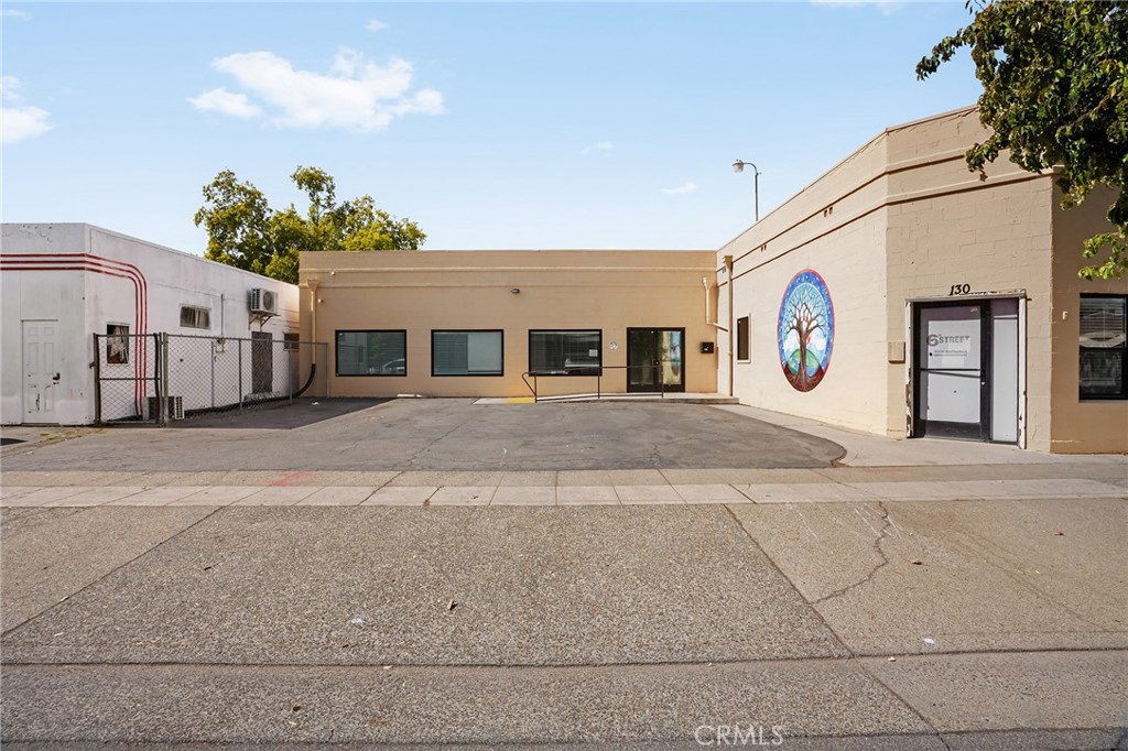 130 W 6th