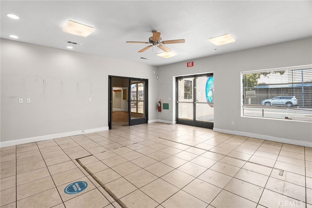 130 W 6th
