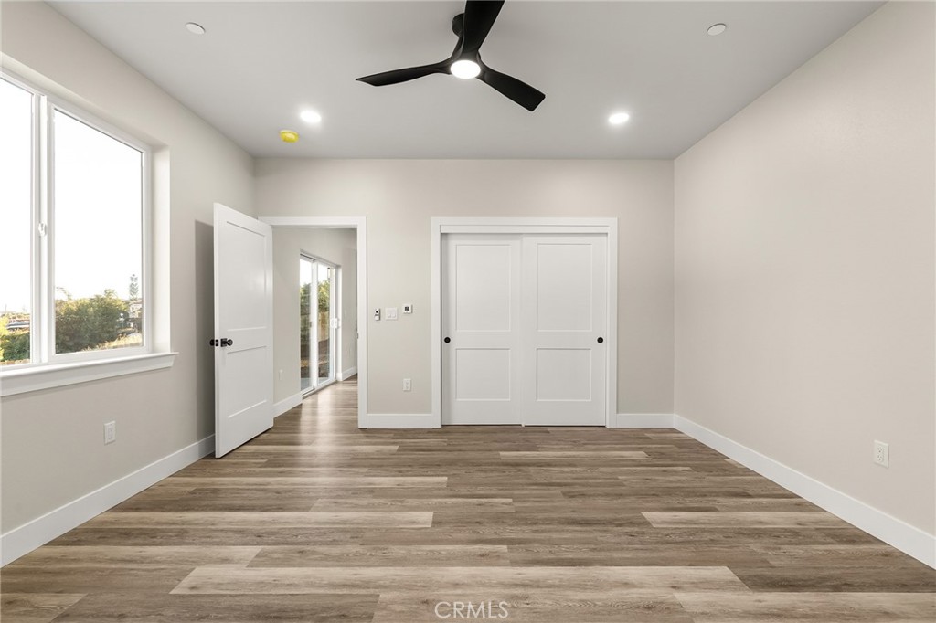 5812 Golden Oaks Road