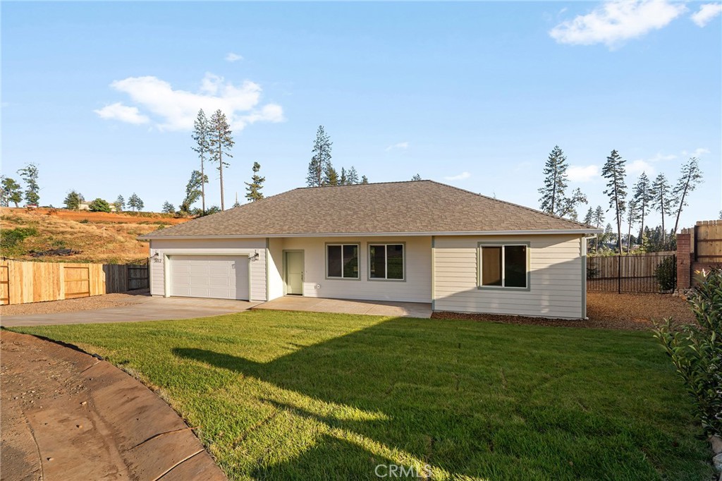 5812 Golden Oaks Road