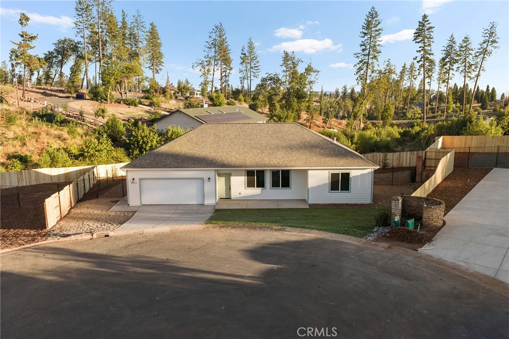 5812 Golden Oaks Road