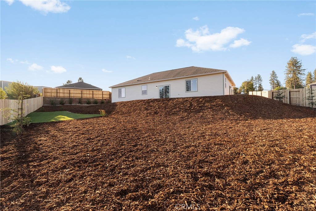 5812 Golden Oaks Road