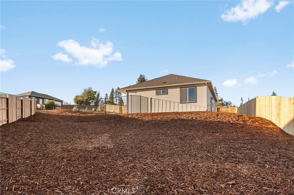 5820 Golden Oaks Road