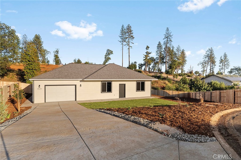 5820 Golden Oaks Road