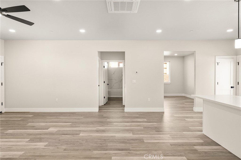 5826 Golden Oaks Road
