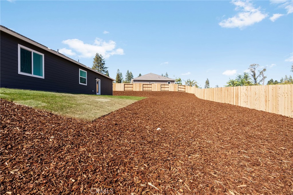 5826 Golden Oaks Road
