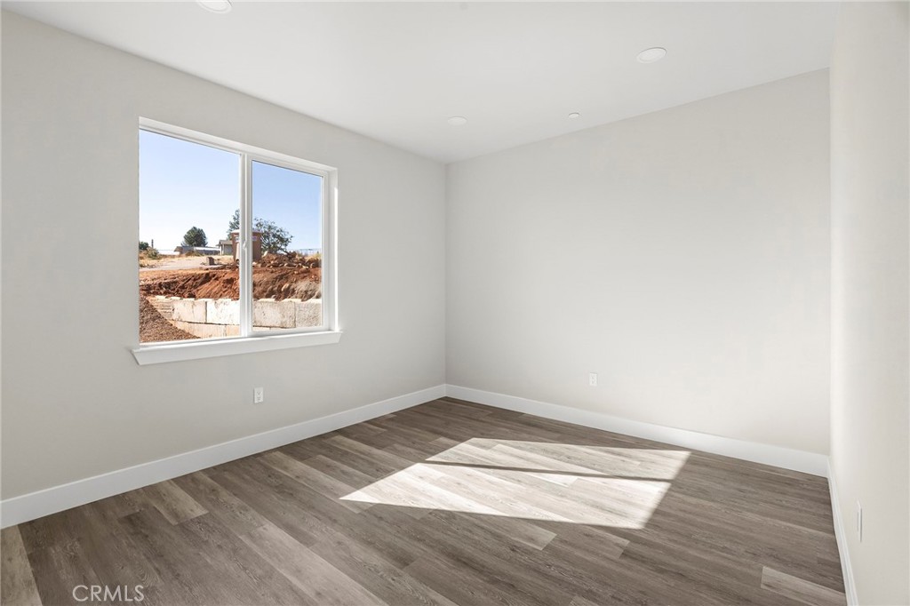5830 Golden Oaks Road