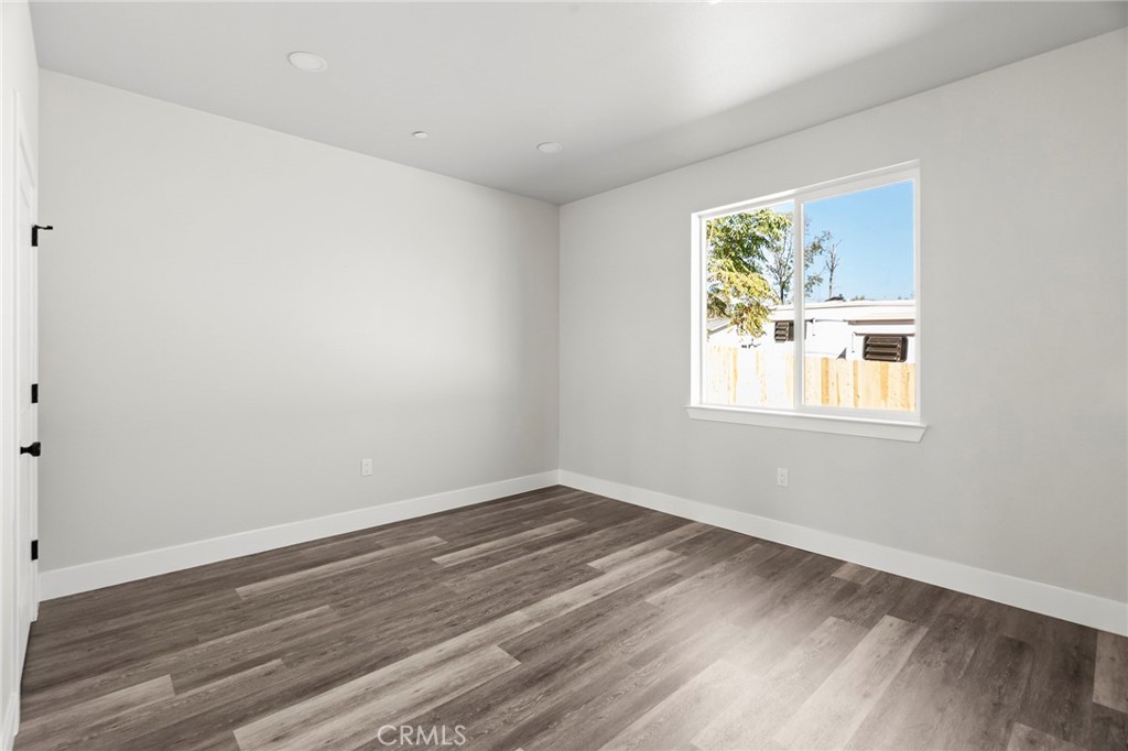 5830 Golden Oaks Road