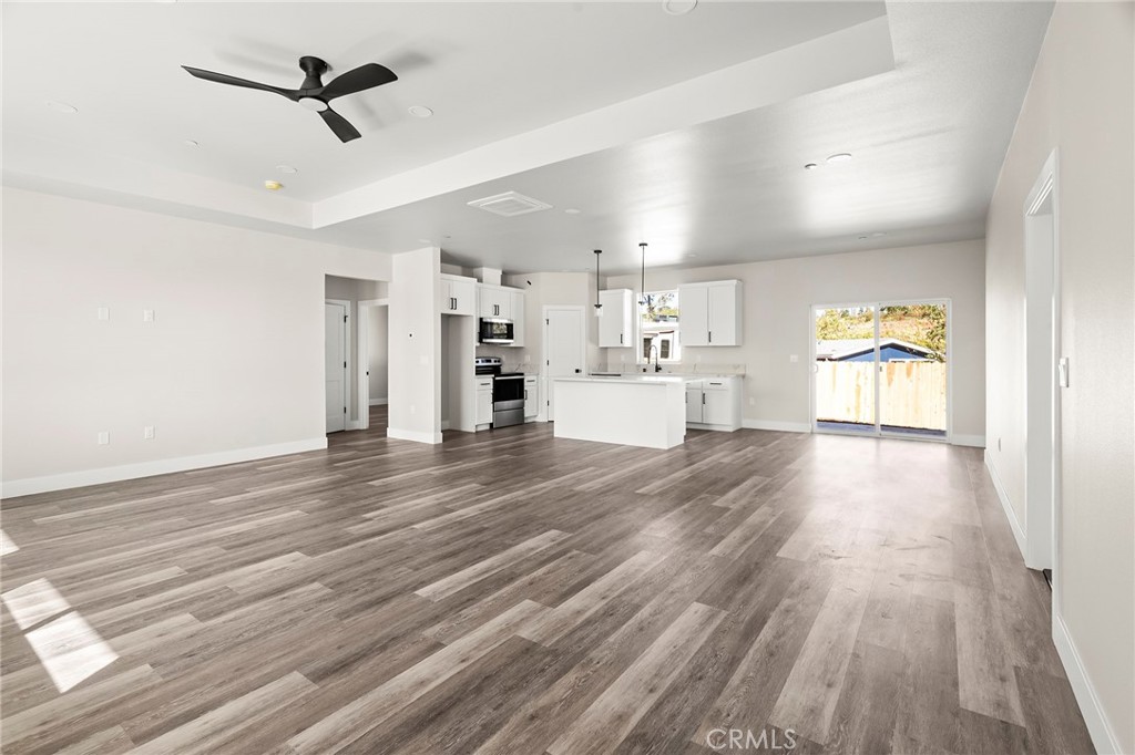 5830 Golden Oaks Road