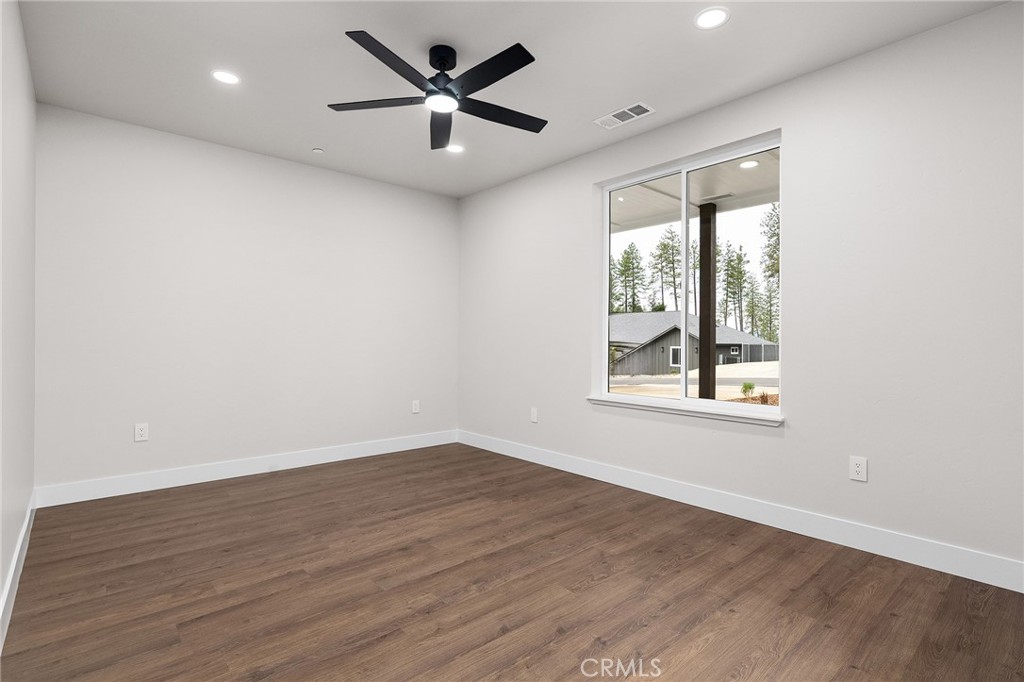 722 Madrone Way