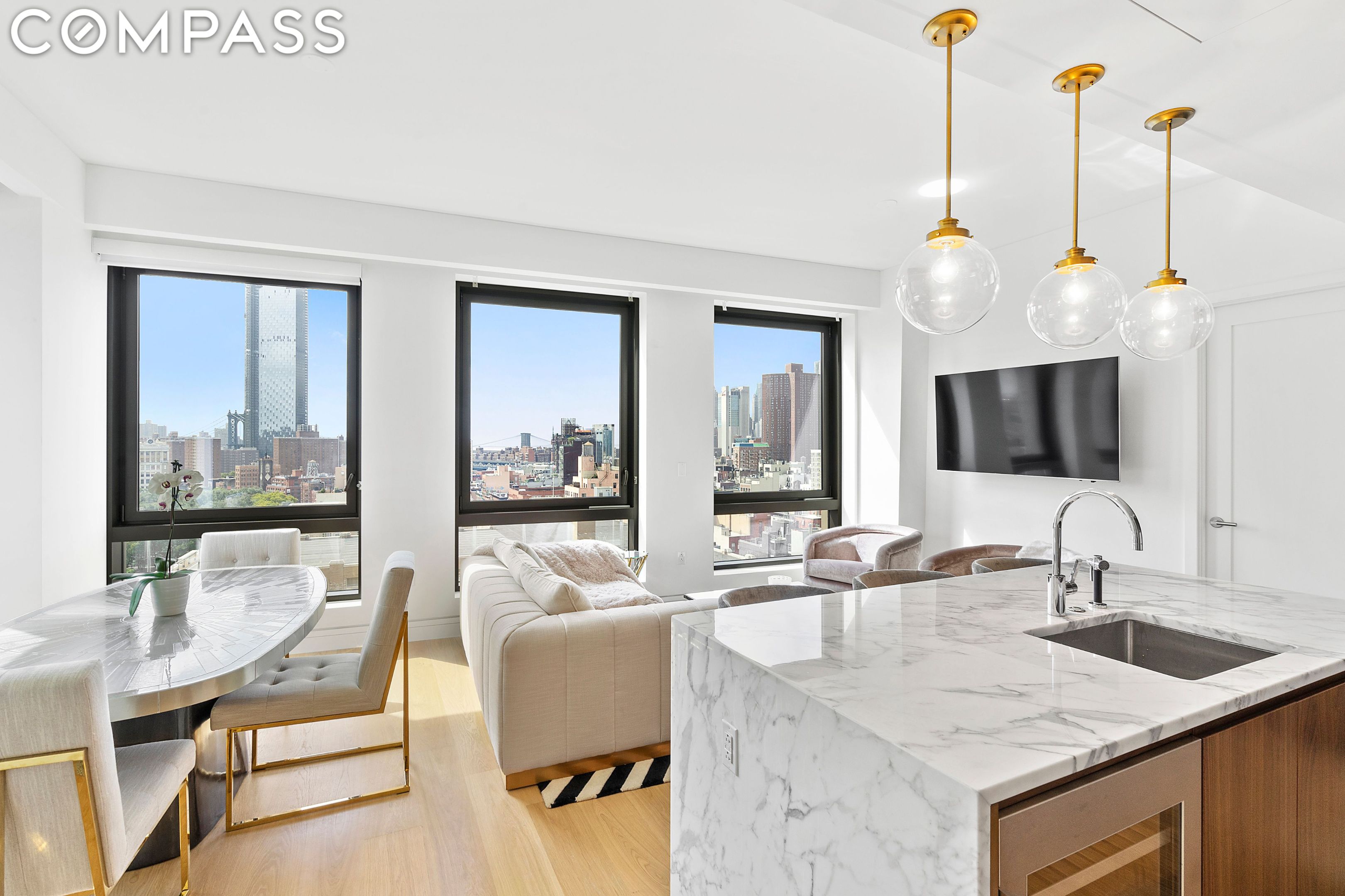 242 Broome Street 14A