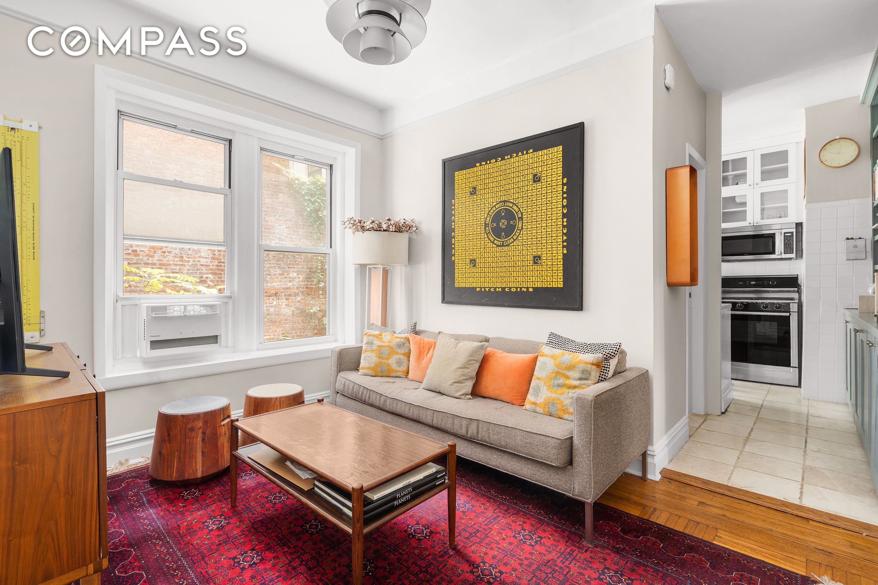 261 W 22nd Street 4