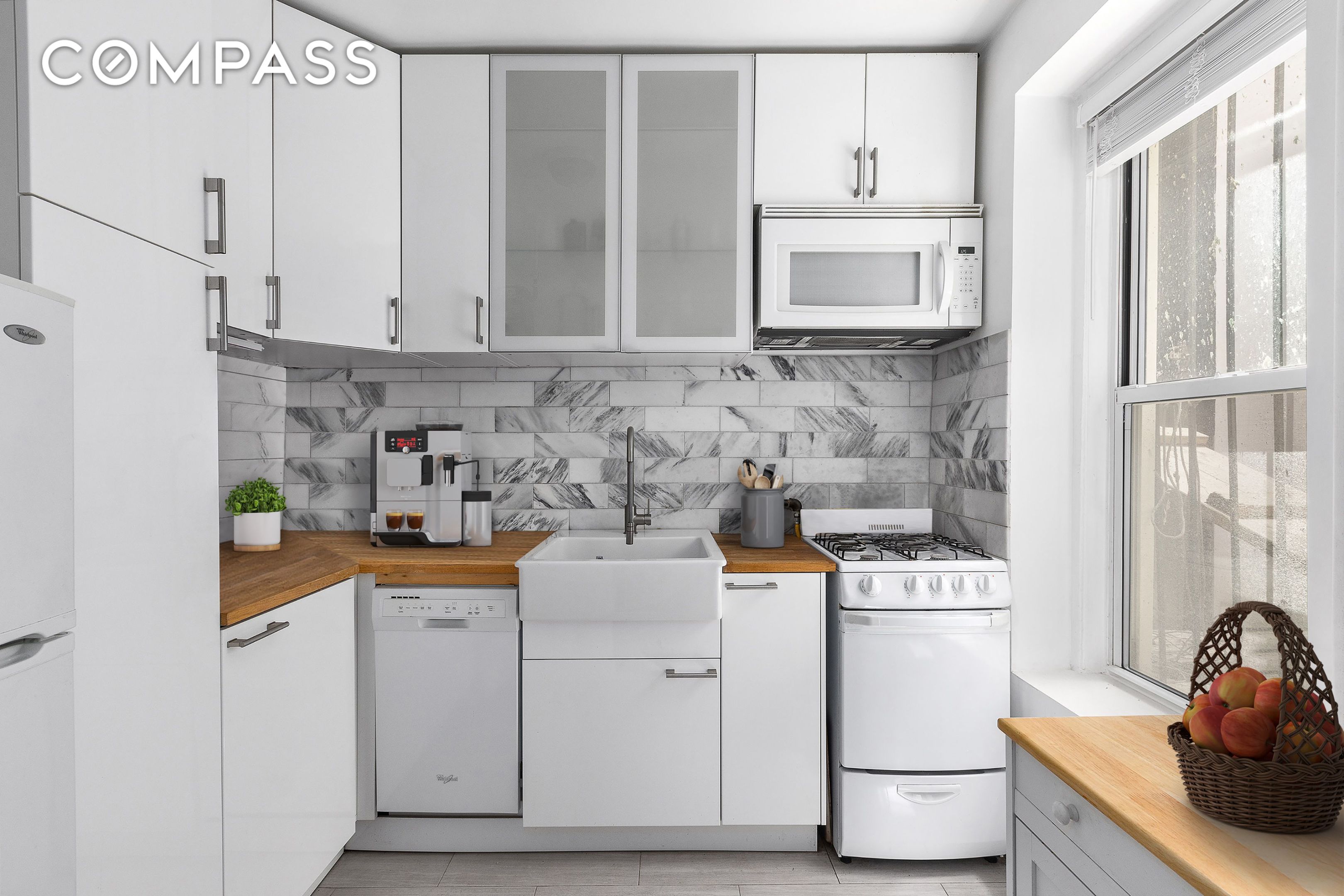 261 W 22nd Street 5